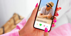 dating-app-smartphone