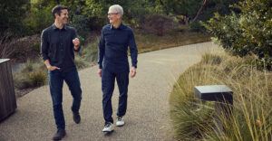 John-Ternus-Tim-Cook